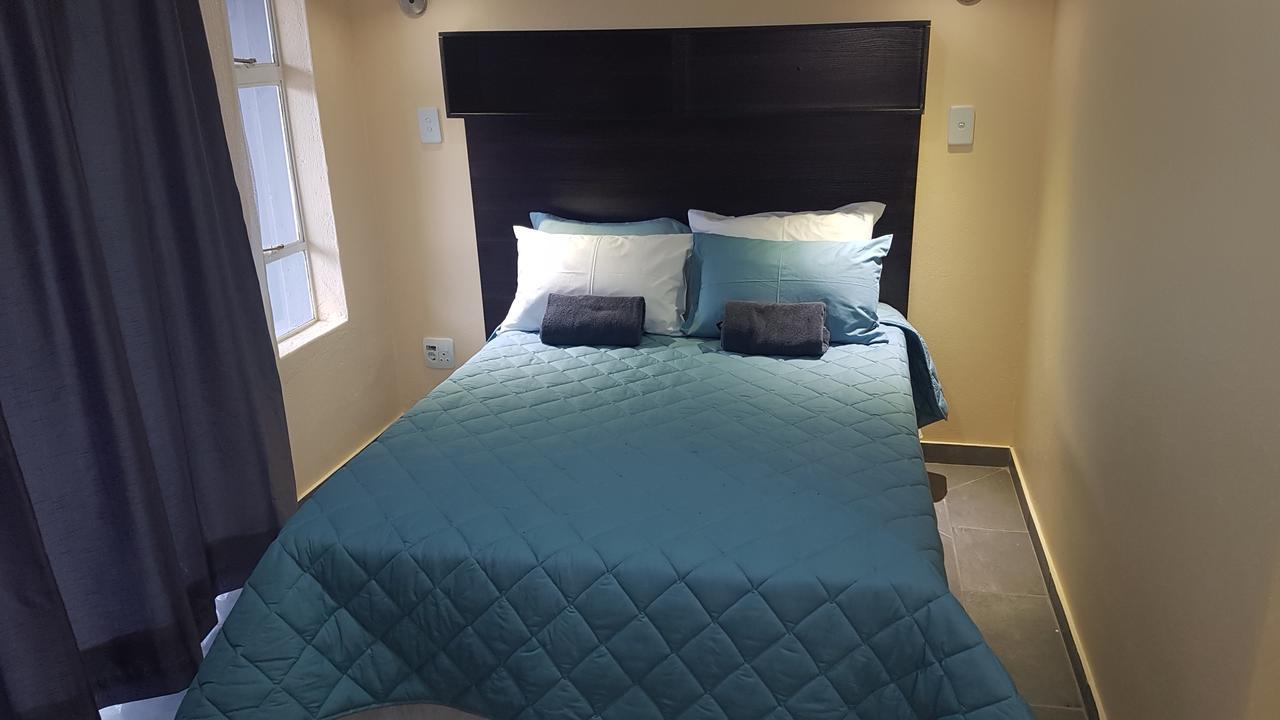 Hartbeespoort Holiday Resort Экстерьер фото