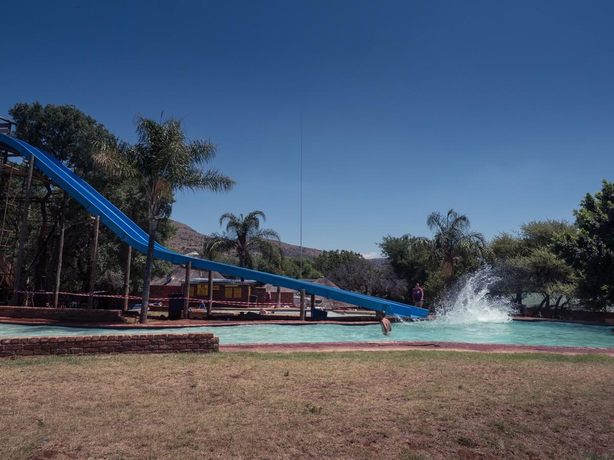 Hartbeespoort Holiday Resort Экстерьер фото